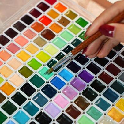 98 Color Solid Watercolor Paint Set - Professional Artist Grade, Suitable For Chinese Painting, Landscape Painting And DIY Crafts, Comes With Portable Gift Box For Easy Storage And Carrying