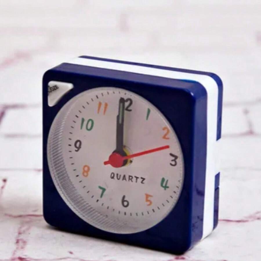CL065 Despertador Analógico Cuadrado de Mesa - 1PC - Ver 1