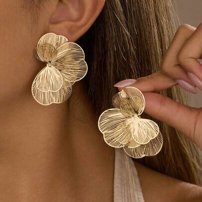 2 piezas Elegantes pendientes de flor dorada estilo chic, adecuados para uso diario, citas, fiestas, festivales, regalos, joyería para banquetes