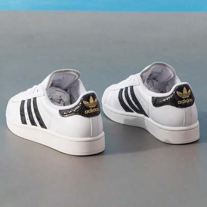 Adidas 女士 Superstar II W 户外休闲舒适运动鞋 JP8162