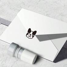 1瓶可爱小狗感光封口胶带，萌宠图案，适合作为礼物送给学生、老师、朋友，可用于礼品包装、DIY装饰、信封和文具贴纸。 - 套裝 - 查看 4