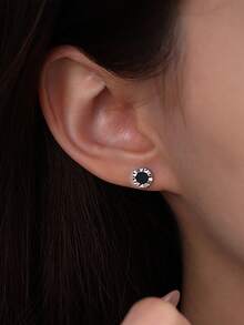 1 Pair S925 Sterling Silver Asymmetrical Black Stud Earrings, Minimalist Versatile Fashion Earrings For Men & Women, Unique Luxury Gift - Round - View 4