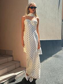优雅波点无袖长款连衣裙，配颈巾——经典精致的时尚风格，适合约会、周末早午餐、休闲聚会、城市漫步、夏季度假以及简约日常穿着。 - 杏色 - 查看 5