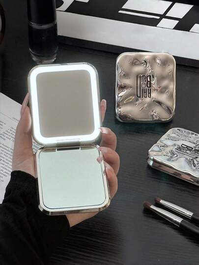 250mAh Rechargeable LED Foldable Makeup Mirror, Portable Square Lighted Vanity Mirror, Suitable For Dressing Table, Bathroom, Travel And Handbag, Perfect Portable Makeup Mirror For Ladies, Teenage Girls And Makeup Lovers, Also A Great Gift For Valentine's Day And Birthday