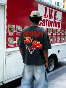 Disney-Car Mobilization Lightning McQueen T-Shirt Retro Distressed Washed Cartoon Printed Short Sleeved Shirt For Men And Women, Loose Half Sleeved Top For Couples - Black - View 1