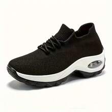 Women'S Breathable Knit Sneakers - Lightweight, Comfortable Low-Top Running Shoes With Soft Sole For All Seasons - 黑與白 - 查看 2