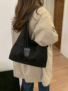Elegant And Sophisticated Large-Capacity Shoulder Bag. 2026 New Model. Luxury Light-Weight Women's Retro-Style Bag. - Black - View 4