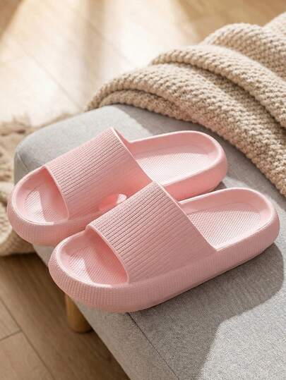 New High-Quality Lightweight & Comfortable Couple's Thick-Soled Casual Outdoor Lightweight Holiday Beach Slippers, Fashionable Minimalist Vertical Stripe Side Vent Design Sandals, Indoor/Outdoor Bathroom Men's And Women's Couple Relaxed Home, Shower, Leisure Outdoor Lightweight Holiday Beach Shoes. (Size Runs Small, Suggest Ordering One Size Up)