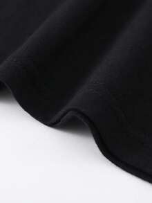 180GSM Pure Cotton Printed T-Shirt With Fight For Those Without Your Privilege T-Shirt Crafted With Knitted Craft Comfortable Durable Breathable Soft Easy To Clean Stain Resistant Powerful Individual Social Justice Statement Perfect For Casual Wear Soft And Gentle On Skin Maintains Fit And Print Clarity - 黑色 - 查看 8