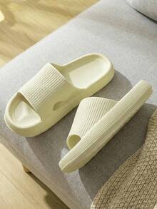 Dép lê đôi mới, kiểu dáng rộng rãi, đế dày mềm mại, thoải mái, nhẹ nhàng, thích hợp cho các hoạt động ngoài trời, đi biển, du lịch. Giày đa năng với thiết kế tối giản sọc dọc và một lỗ xỏ dây, phù hợp cho cả trong nhà và ngoài trời, thích hợp cho phòng tắm. Đế dày mềm mại, chất lượng cao, nhẹ và thoải mái (Kích thước nhỏ hơn so với bình thường, người dùng nên chọn lớn hơn một cỡ). - màu xanh lá - Xem 5