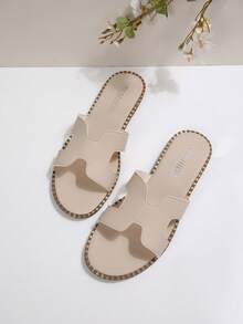 Dép xăng đan đế bằng nữ mới, trang trí kim loại, chống trơn trượt, thích hợp trong nhà/ngoài trời và đi biển. - Màu be - Xem 3