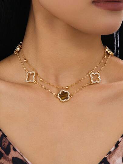 1pc Luxurious Hollow Clover & Quinquefoliate Pendant Necklace For Women, Brown, Double Layer (Bead Quantity May Vary Due To Handmade Cutting, Fixed Length)