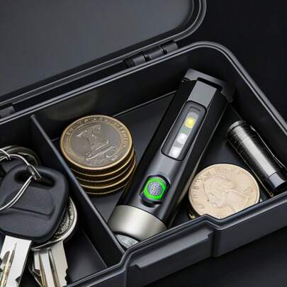 PHILIPS 飞利浦迷你手电筒，应急闪光手电筒，便携式可挂钥匙扣紫色手电筒，可充电夜间通勤旅行必备品，多档亮度调节，户外/室内/应急适用