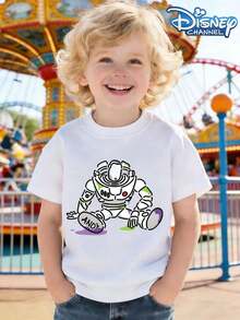This Short-Sleeved Toy Story Buzz Lightyear Commemorative T-Shirt For Boys Features A Simple Buzz Lightyear Doodle And The "ANDY" Logo On The Front. Suitable For Various Occasions Including Family Disney Trips, Theme Park Visits, Birthday Parties, Everyday Leisure, Summer Outings, Beach Play, Park Walks, And Gatherings With Playmates. It Comes With A Unique Personal Touch, And The Cartoon Character Is Sure To Catch The Eye. It's A Signature Outfit For Toy-Loving Children, Fulfilling Parents' Desire To Create Special Memories For Their Children. It's Also Suitable For Everyday School Days, After-School Activities, Holiday Parties, And Other Casual Occasions, Becoming A Way For Children To Express Their Individuality. - 白色 - 查看 1
