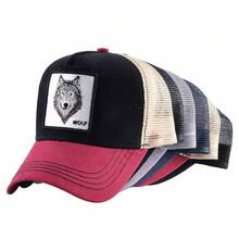 A Unisex Wolf Trucker Hat With A Breathable Mesh Back And Adjustable Snap Closure - Featuring A Wolf And WOLF Text Design, Available In Multiple Colors Suitable Summer Outdoor Activities, Hiking, And Camping - A Stylish Unisex Baseball Cap, As A Sports Headwear Men And Women, With A Lightweight Fabric Design Casual Wear - 紅色和黑色 - 查看 7
