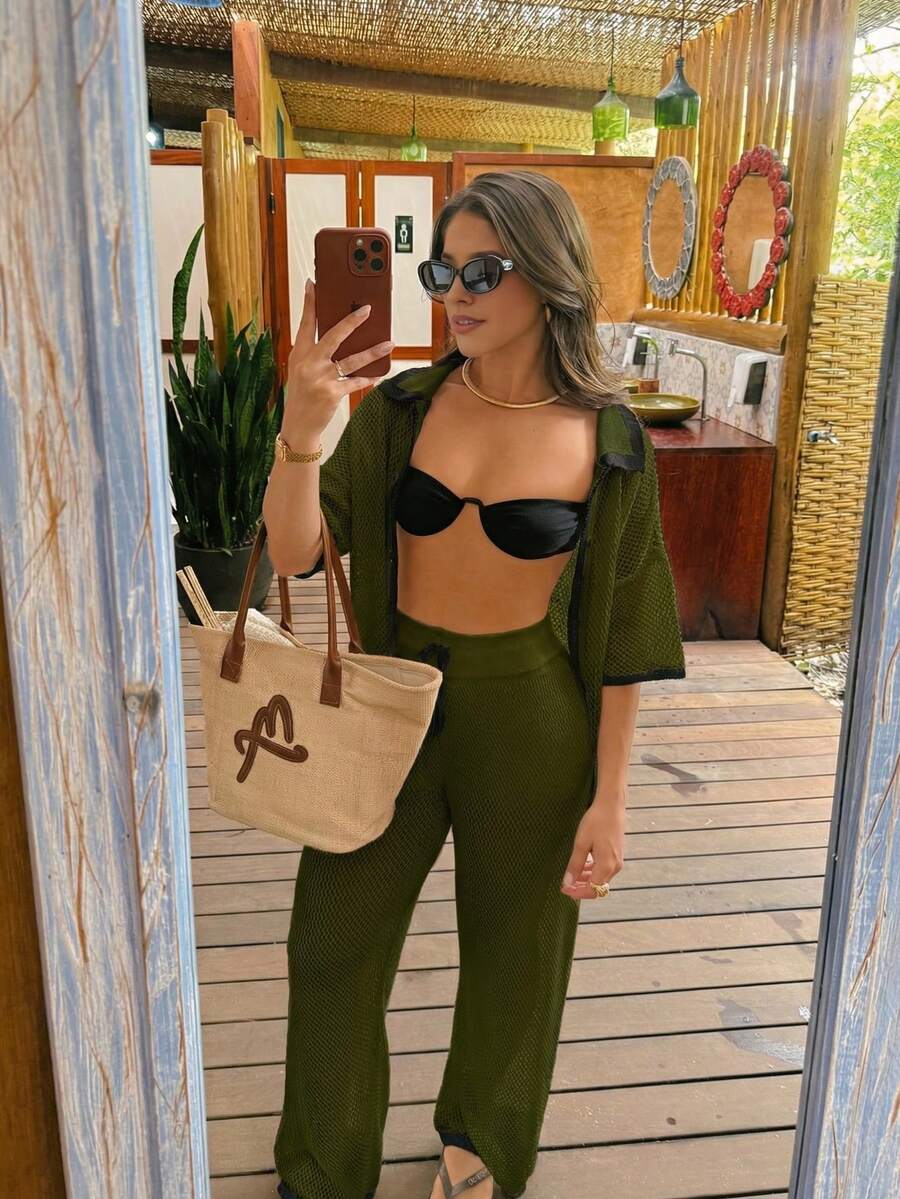 2026新款波西米亚风针织开衫套装，黑白撞色领短袖前开襟针织开衫搭配长裤，镂空设计，休闲舒适，适合日常通勤、海滩度假或夏季约会。 - 軍綠色 - 查看 1