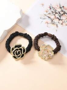 متعدد الألوان