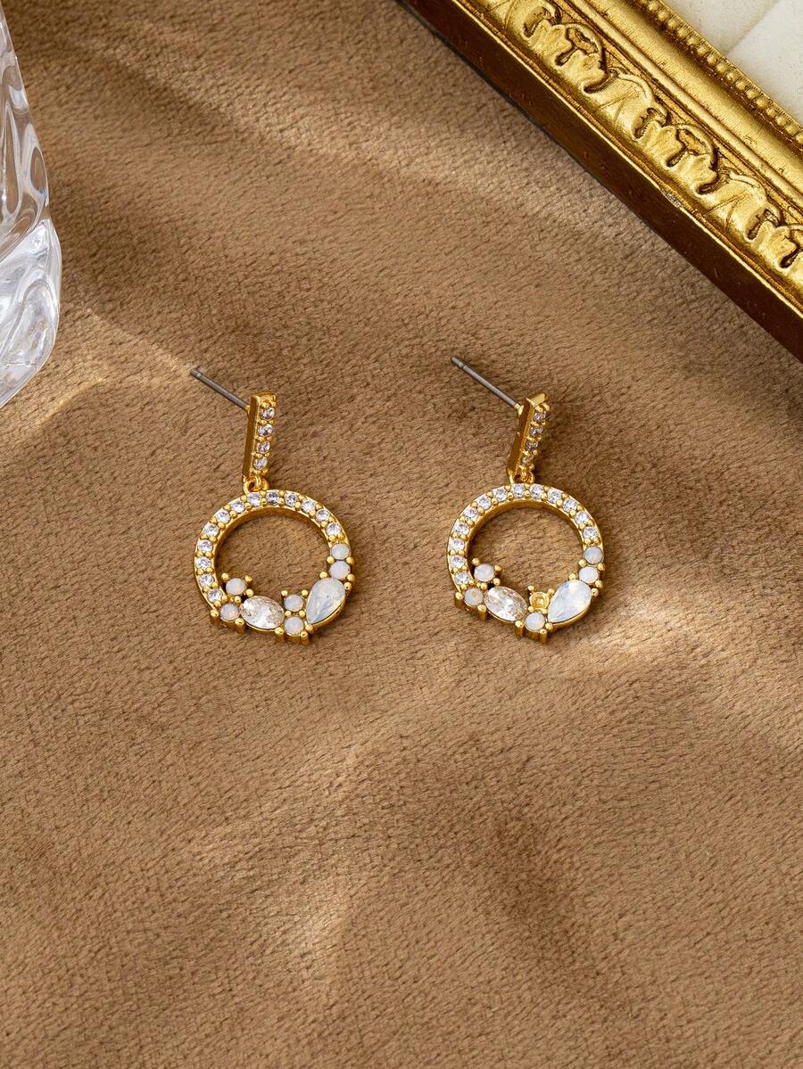 1 par de nuevos pendientes de media luna con microincrustraciones 2026, pendientes elegantes de nicho de lujo para niñas jóvenes - Pendientes redondos con microdiamantes - Ver 1