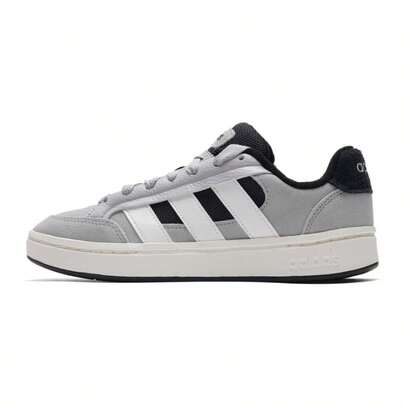Adidas Unisex Skate Shoes, Comfortable Low-Top, GC ALPHA SK8 Minimalist Casual Lightweight Sneakers HQ7360