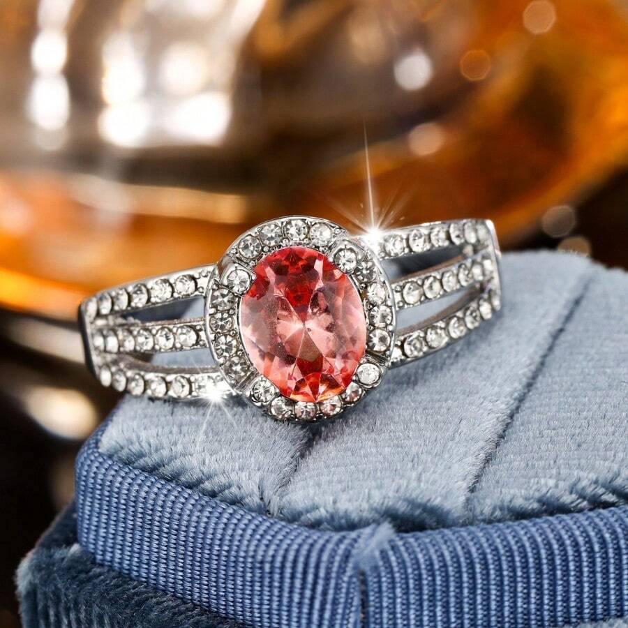 This Minimalist And Classic Style Copper Ring Features An Oval-Cut Synthetic Cubic Zirconia, Suitable For Women's Weddings, Parties And Banquets. It Is A Romantic Engagement Ring And Wedding Ring. - Ring - View 1