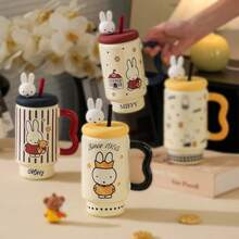 Taza de café de cerámica con tapa y pajita de Miffy de gran capacidad con licencia oficial - Adorable taza decorativa con forma de conejo de anime japonés 3D - Recipiente perfecto para bebidas calientes/frías en el hogar/oficina - Regalo ideal de cumpleaños/festividad para adolescentes, adultos y fans del anime - Multicolor - Ver 5