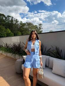 Stylish, Elegant Women's Cropped Top With Zipper And Tailored Cargo Shorts Set. Conservative/Modest. Boho Chic. Sensual. Casual. Fabric. Summer. Beach. Night. Sports. Vacation. Home. Summer. - 淺藍色 - 查看 4