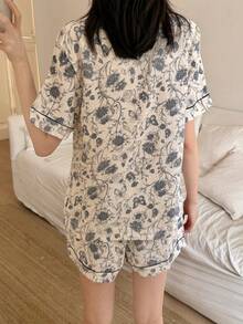 2pcs/Set Women's Ditsy Floral Cardigan Short Sleeve Shorts Pajama Set, Spring/Summer - Navy Blue - View 2