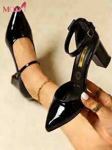 Zapatos de tacón alto negros para mujer con detalle de hebilla y punta, diseño de tacón alto.  Zapatos de tacón alto de mujer con punta afilada en corte en V, versátiles y sencillos, ideales para el trabajo, citas, fiestas, Halloween, Navidad, Año Nuevo y San Valentín, color negro Zapatos de tacón monocromáticos, simples y elegantes, hechos negro brillante, con tacón, adecuados para ocasiones profesionales y formales, apropiados para mujeres, modernos y adorables, cómodos y prácticos, ideales para oficina, reuniones o uso en el hogar. - Negro - Ver 5