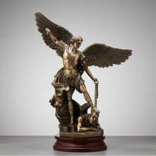 San Miguel Arcangél con cadena de resina - Dorado - Ver 1