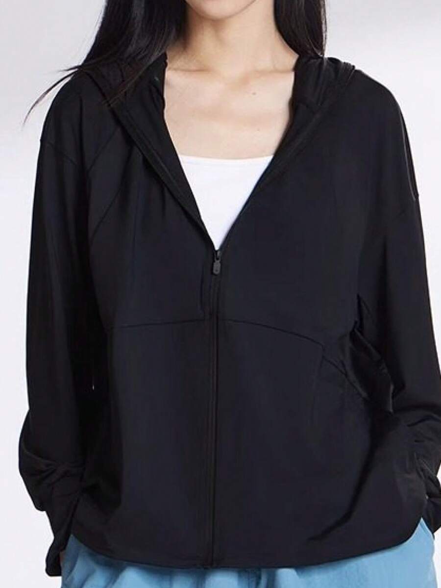 CAMEL CROWN 女士户外轻便夹克,防紫外线,防水,透气,吸湿排汗。适合春夏季节穿着。男女通用款。 - 幻影黑 - 查看 1