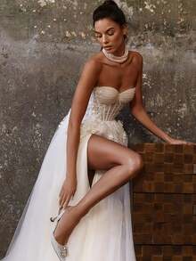 Elegant Sexy Off Shoulder Lace Applique Corset A Line Tulle Formal Wedding Dress,Registry Office Dresses Bridal Gown,Evening Party Dress Birthday Party Dress Country Wedding,Romantic Church Ceremony Wedding Dress,Suitable For Wedding,Dating,Party,Singles' Party,Vacation,Formal Occasions,Dinner Dress,Prom Dress,Homecoming Dess,Cocktail Party,Wedding Guest Dress,Graduation - 白色 - 查看 2