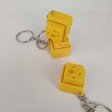 可爱奶酪钥匙扣，酥脆按钮按压式发泄玩具，减压礼物 - 彩色 - 查看 3