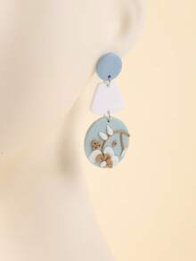 一对手工制作的3D逼真树脂花卉圆形吊坠耳环，自然乡村风格，适合度假、派对和送礼。 - 霧霾灰 - 查看 6