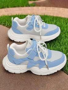 1 Pair Unisex Kids' Fashionable Mesh Breathable Sports Shoes, Lightweight Hook And Loop Casual Sneakers - Blue and White - View 3