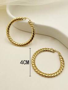 Mazuer 一对18K镀金扁平编织耳环，美式街头风不锈钢饰品，适合音乐节、派对、日常佩戴、办公场合，亦可作为礼物。 - 扁平麻花 - 查看 2