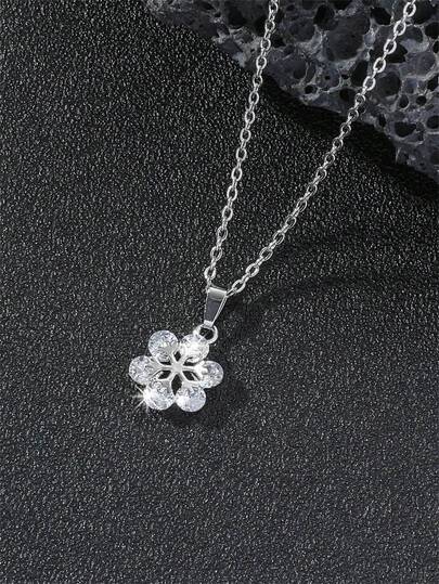 1pc Luxury Women's Necklace With Snowflake Pendant, Suitable For Daily Wear, Ideal Gift For Christmas, Mother's Day, Valentine's Day, Anniversary - Women's Jewelry Gift