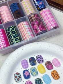 日式格子美甲印花箔，采用四季棕色条纹密胺面料设计，适合美甲沙龙DIY，轻松打造美甲造型，也可作为女士节日礼物赠送（需搭配印花胶使用） - 彩色 - 查看 23