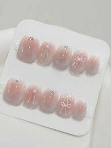 10 Stück reine handgefertigte Aufklebe-Nägel, kurze Nägel, ovale Nägel, rosa Nägel, sanfter und zarter Stil, eisig-transparentes rosa Katzenauge-Farbverlauf mit handbemalter süßer Schleife und zerkleinerten Diamant-Verzierungen, minimalistisch süße Aufklebe-Nägel für Frauen und Mädchen, für Frühling, Sommer, Herbst, Winter, Festivals, Partys und den Alltag - Pink - Übersicht 2