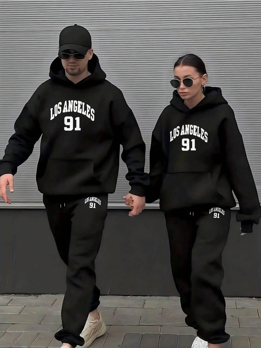 una pieza Conjunto de Sudadera con Capucha y Pantalones Deportivos para Parejas Diseño de Dinosaurio con Gafas de Sol y Balón de Baloncesto Estilo Casual Moda Urbana para Hombres y Mujeres Tallas - hombres - Ver 1