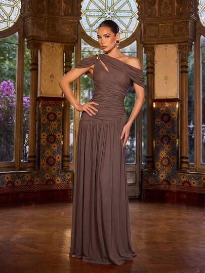 Faeriesty Elegant One-Shoulder Draped Long Evening Gown - Structured Bodice With Asymmetric Neckline, Flowing Pleated Chiffon Skirt, Delicate Pearl Embellishments, Sophisticated Elegant Silhouette - Ideal For Luxury Weddings, Bridal Portraits, Galas, Red Carpet Events, And Romantic Celebrations Spring Party