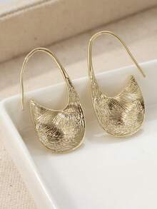 DIYCCPC Anting Hoop Emas Klasik Elegan Buatan Tangan, Desain Vintage Minimalis, Cocok untuk Wanita, Aksesori Kreatif untuk Pemakaian Sehari-hari dan Pesta - Emas - View 6
