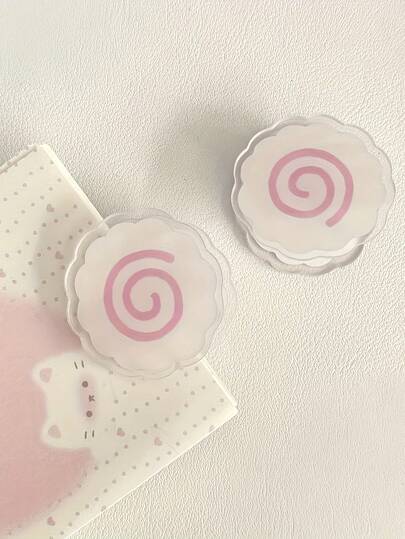 2Pcs/6Pcs Super Cute White Fish-Shaped Acrylic PP Clip Adds Fun To Your Office Desk Photo Wall. Used As A Memo Clip For Notebooks, Seal Clip For Plastic Folders, Durable Storage Clip, Suitable For Notes, Exams, Office Documents, Books, And Kitchen Storage Accessories. Reusable And Space-Saving.