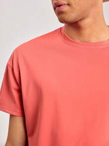 2pcs/Set Men's Casual Loose Fit T-Shirt And Cargo Shorts Set, Men Tracksuit Set,Men Short Sets,Men's Holiday Clothes,Summer Holiday Outfit - Red - View 4