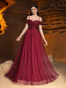 ALISA&LEO 闪亮A字型晚礼服——采用露肩心形领口、薄纱裙摆和修身亮片上身设计。适合舞会、婚礼宾客着装、正式晚宴和奢华庆典。 - 酒紅色 - 查看 7