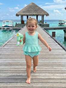 Toddler Baby Girls Summer Outfit Fashionable Cute Striped Ruffle Hem Tank Tops With Shorts 2Pcs Set - Green - View 4