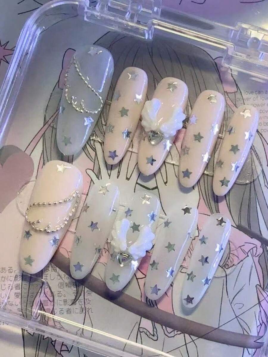 10片长款尖头美甲贴片 - 手工渐变奶油白和婴儿粉，配对称3D白色翅膀、钢珠和星星亮片 | 梦幻可爱美甲，适合约会/派对/动漫展 | 赠品：1张强力果冻胶 + 1个迷你指甲锉，可重复使用，打造梦幻美甲 - Follow Your Heart - 查看 1