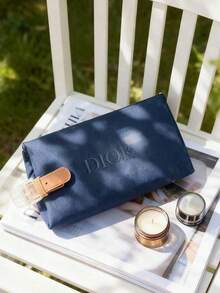 Dior限量版帆布化妆包 - 大号洗漱包，奢华圣诞假日礼物 - 寶藍色 - 查看 9