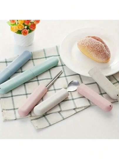 1pc Portable Travel Toothbrush Case With Durable Plastic Shield - Lightweight, Water-Resistant, Non-BPA Protective Holder For Travel, Camping, Home, School And Business; Ideal For Spring Break, Weekend Getaways, Gym Bags, Hotel Stays, And Everyday Use; Keeps Bristles Clean, Organized, And Hygienic, Compact, Easy To Pack