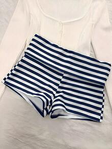 Bộ đồ bơi hai mảnh dành cho nữ, áo crop top kẻ sọc thanh lịch và gợi cảm kết hợp với quần short, thích hợp cho kỳ nghỉ, bãi biển, bơi lội và các dịp khác, phù hợp cho mùa Thu/Đông và Xuân/Hè 2026. - Màu xanh đậm - Xem 11