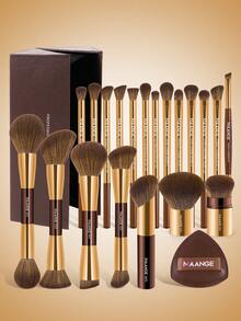 متعدد الألوان